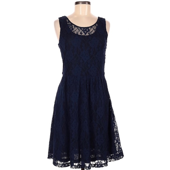 RELATIVITY Dress Lace Embroidery Fit & Flare Lined Scoop Neck Navy Blue Medium - Picture 1 of 9